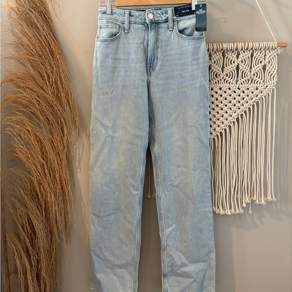 Hollister Ultra high rise Dad Jean